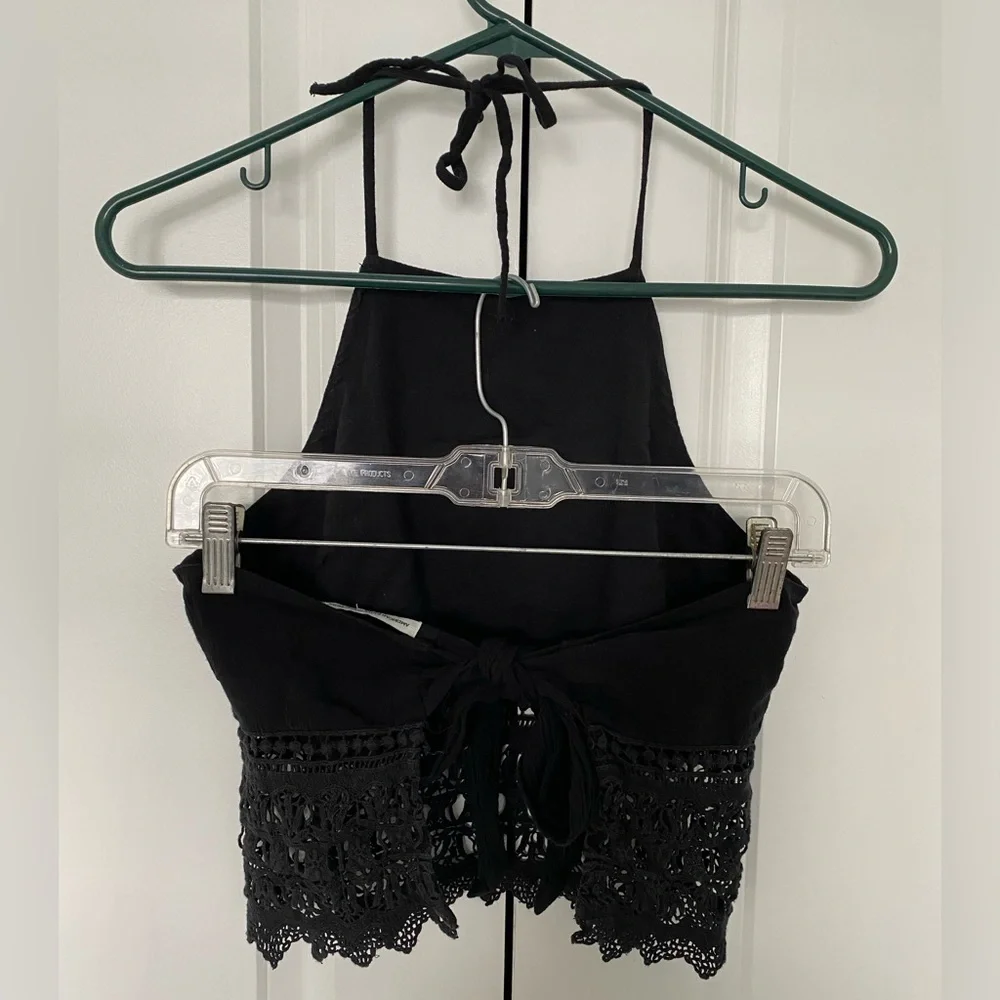 Halter neck summer top ☀️🌊 - Picture 3 of 4